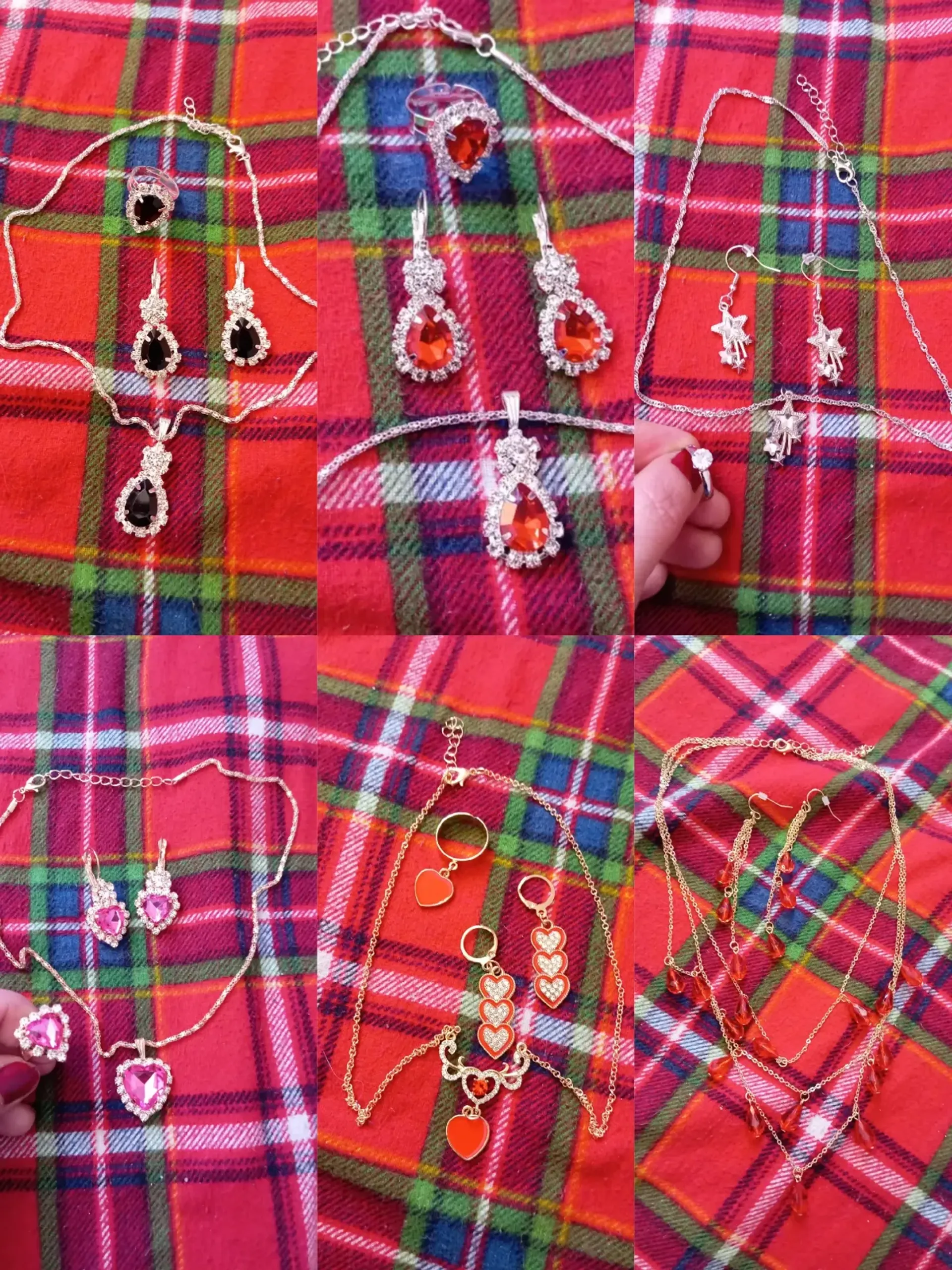Первое фото объявления: Бижутерия Fashion Jewelry для девочек с различными мотивами