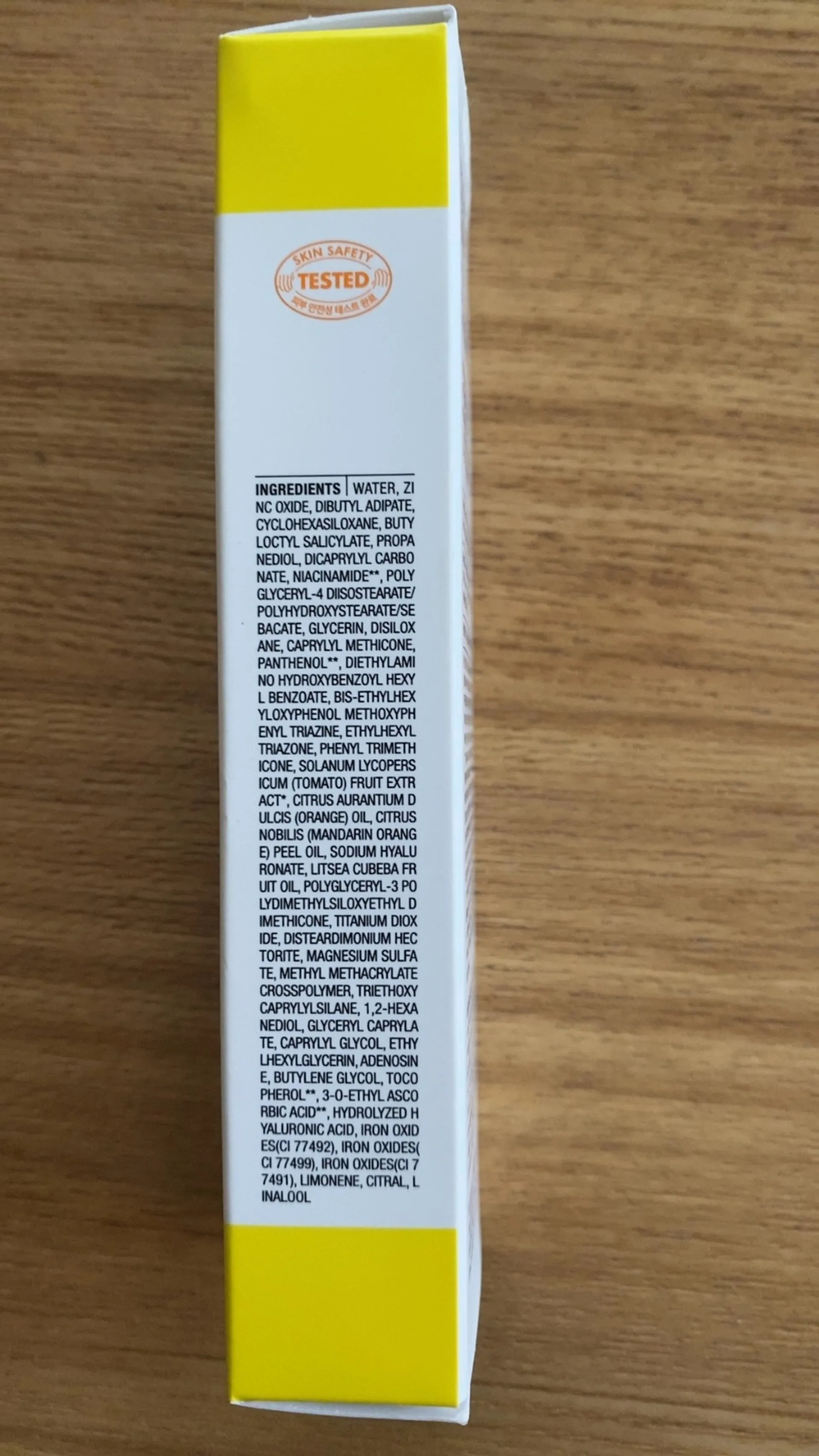 See on Skin Power 10 Formula VC Tone Up päikesekreem Brighten Me Up SPF 50+ PA++++, foto 2 6-st