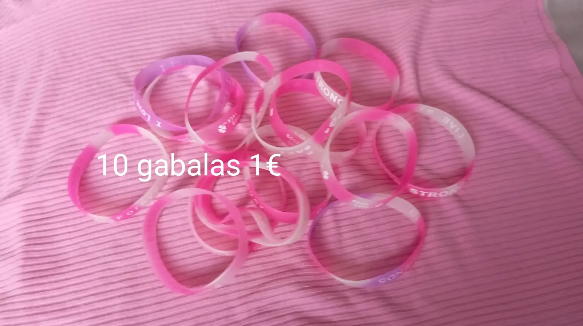 First photo of listing: Girls' jewellery. 50 pieces