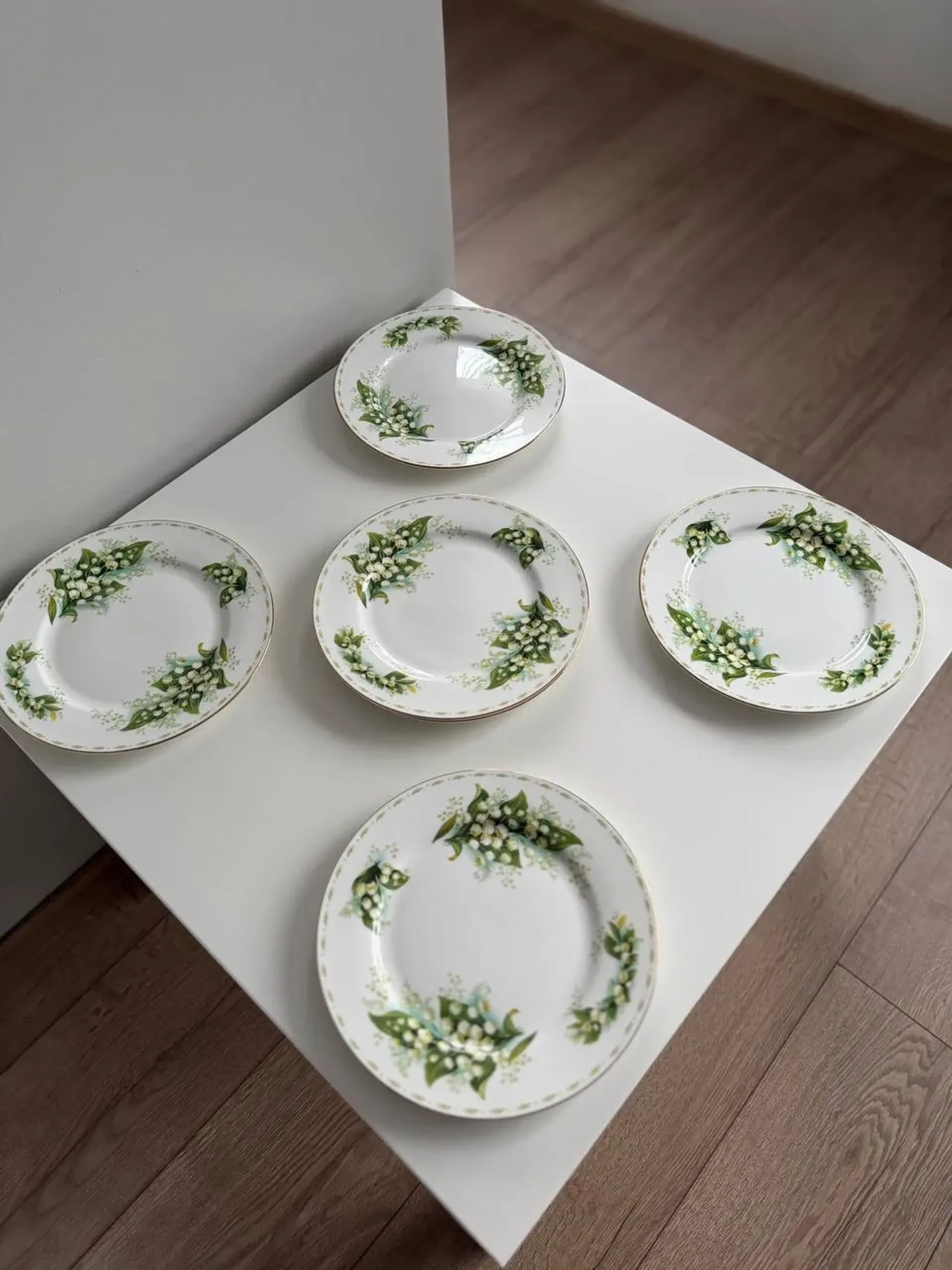 Elegant Kieli plates made of fine Finnish porcelain., photo 2 of 2
