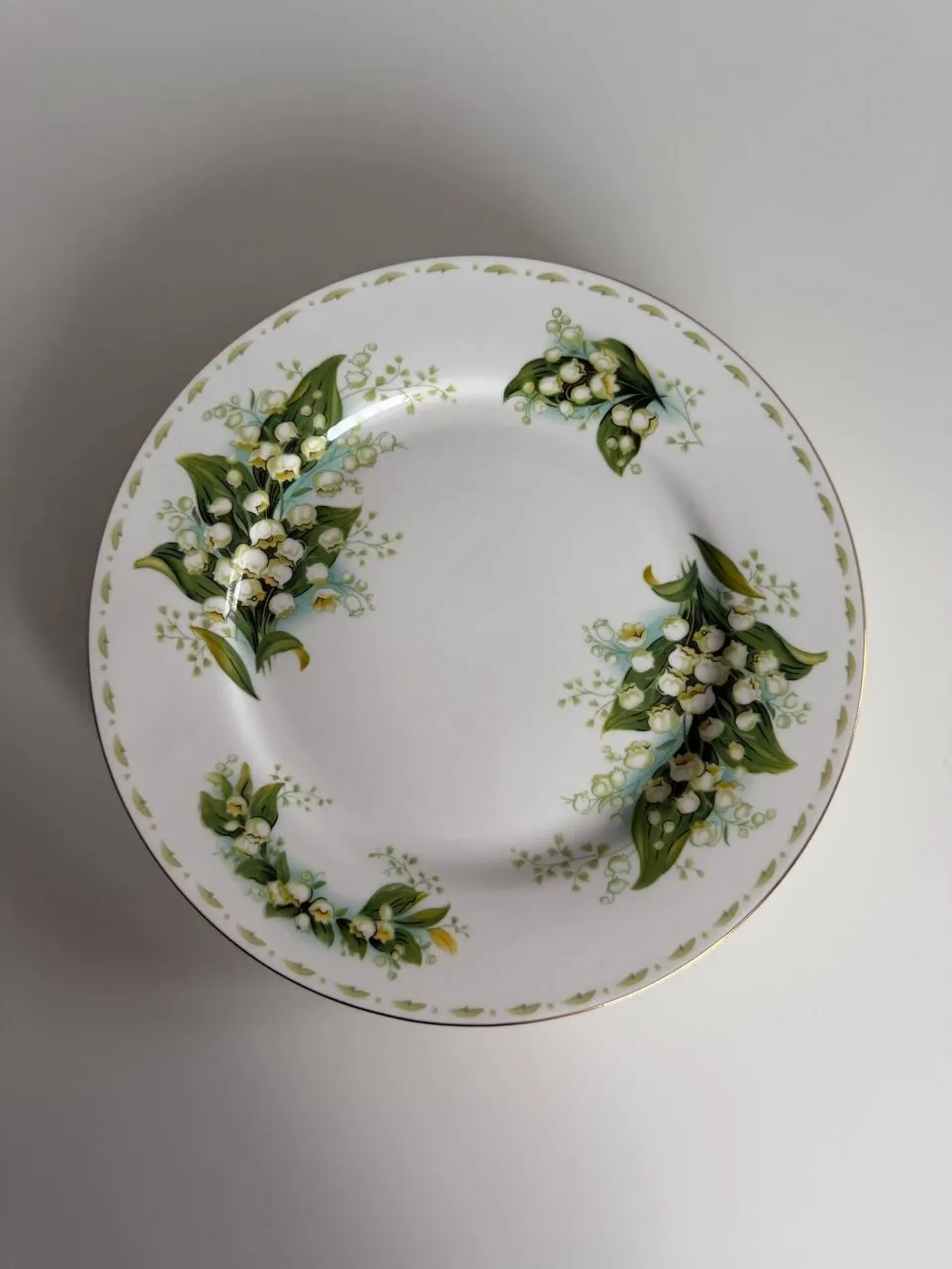 Elegant Kieli plates made of fine Finnish porcelain., photo 1 of 2