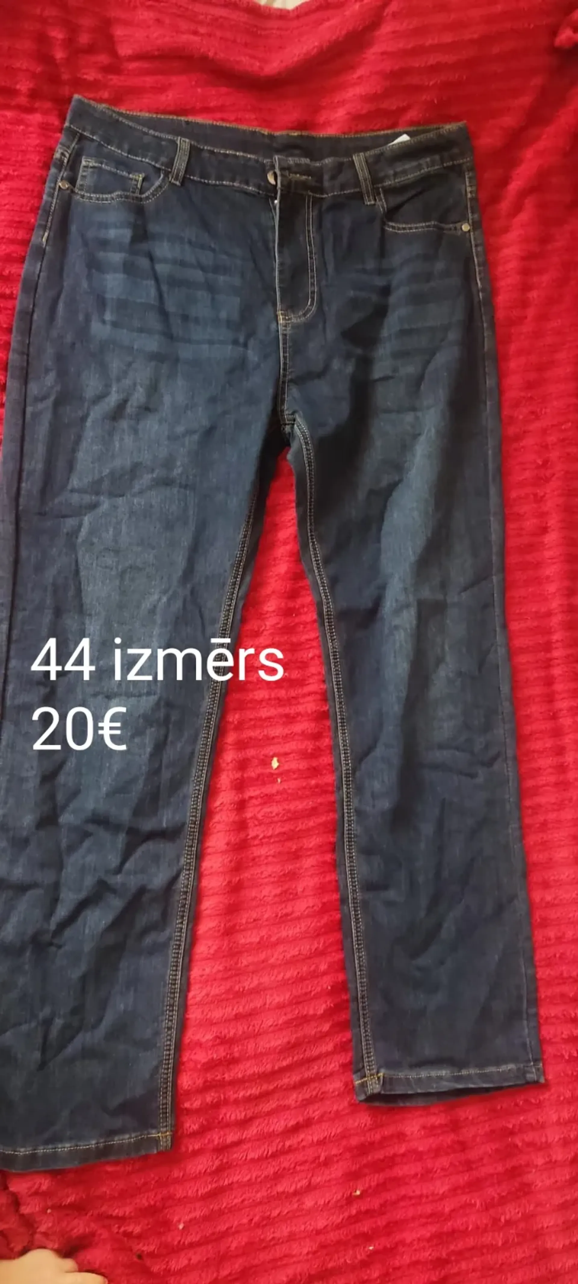 First photo of listing: Dzempi Jeans, Size 44