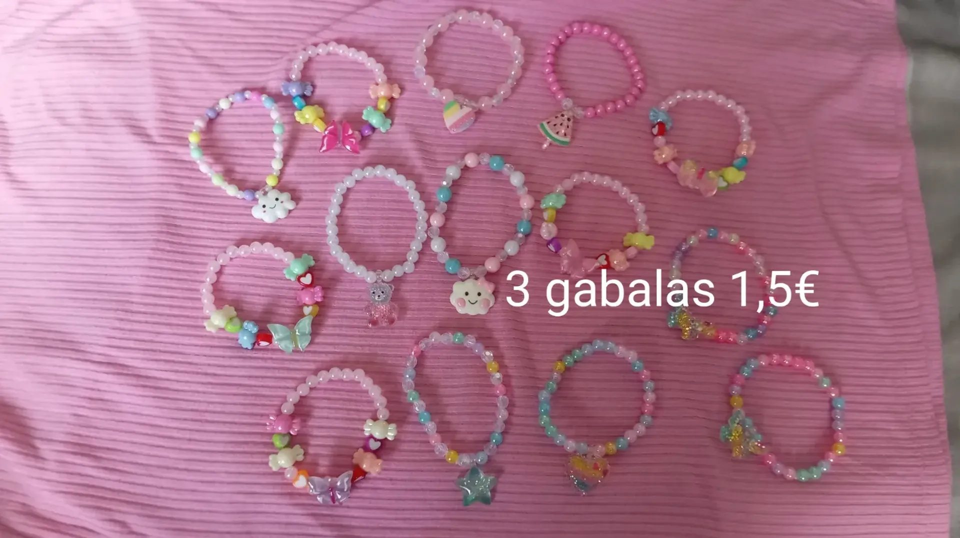 First photo of listing: Girls' jewellery. 50 pieces