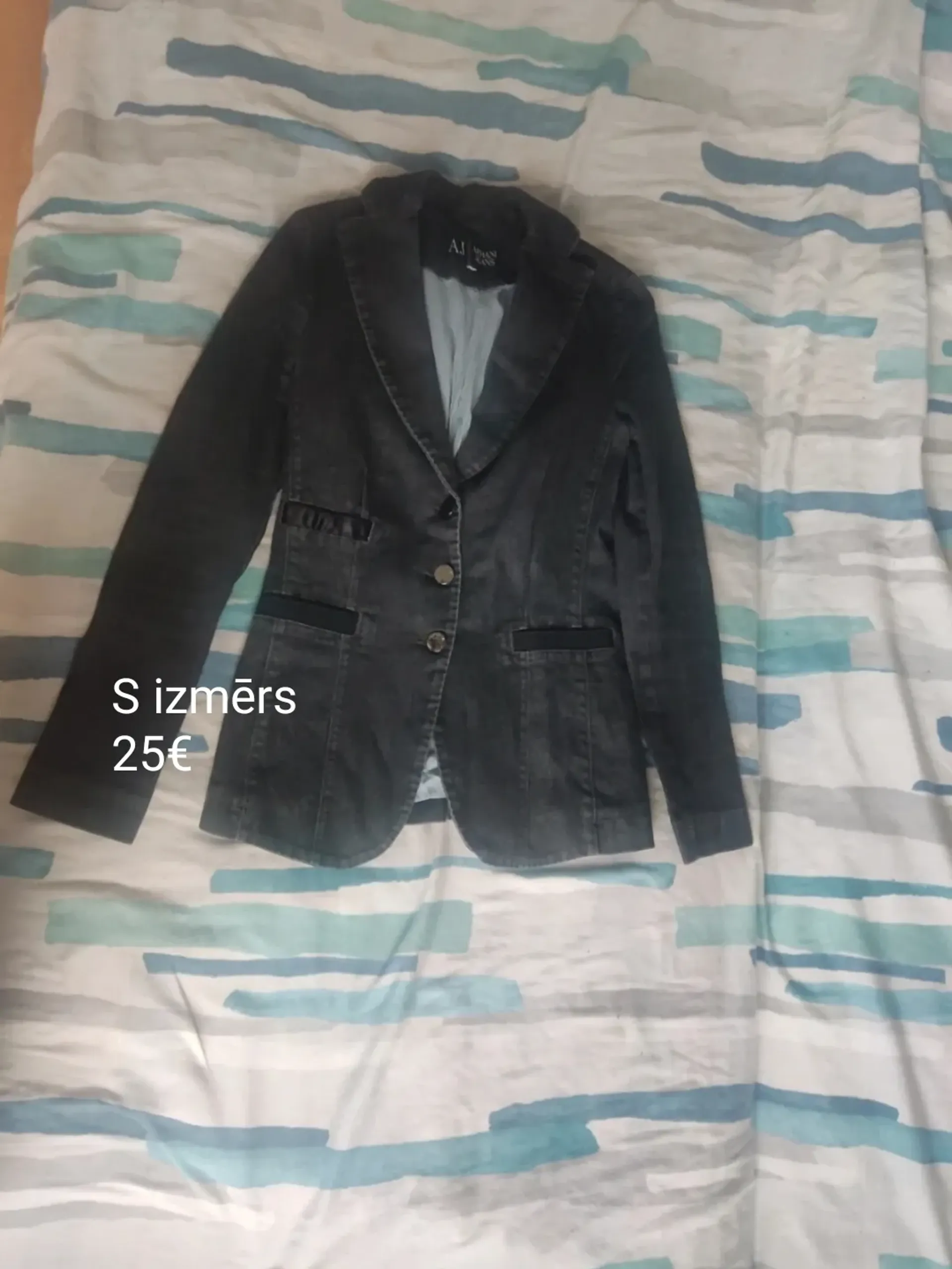 Armani Jeans must teksajakk, suurus S, foto 1 2-st